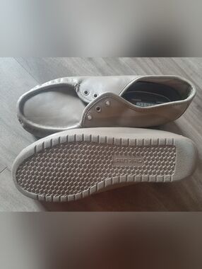 Light Beige Clinic Comfort System Upper Leather Women's 8.5 W